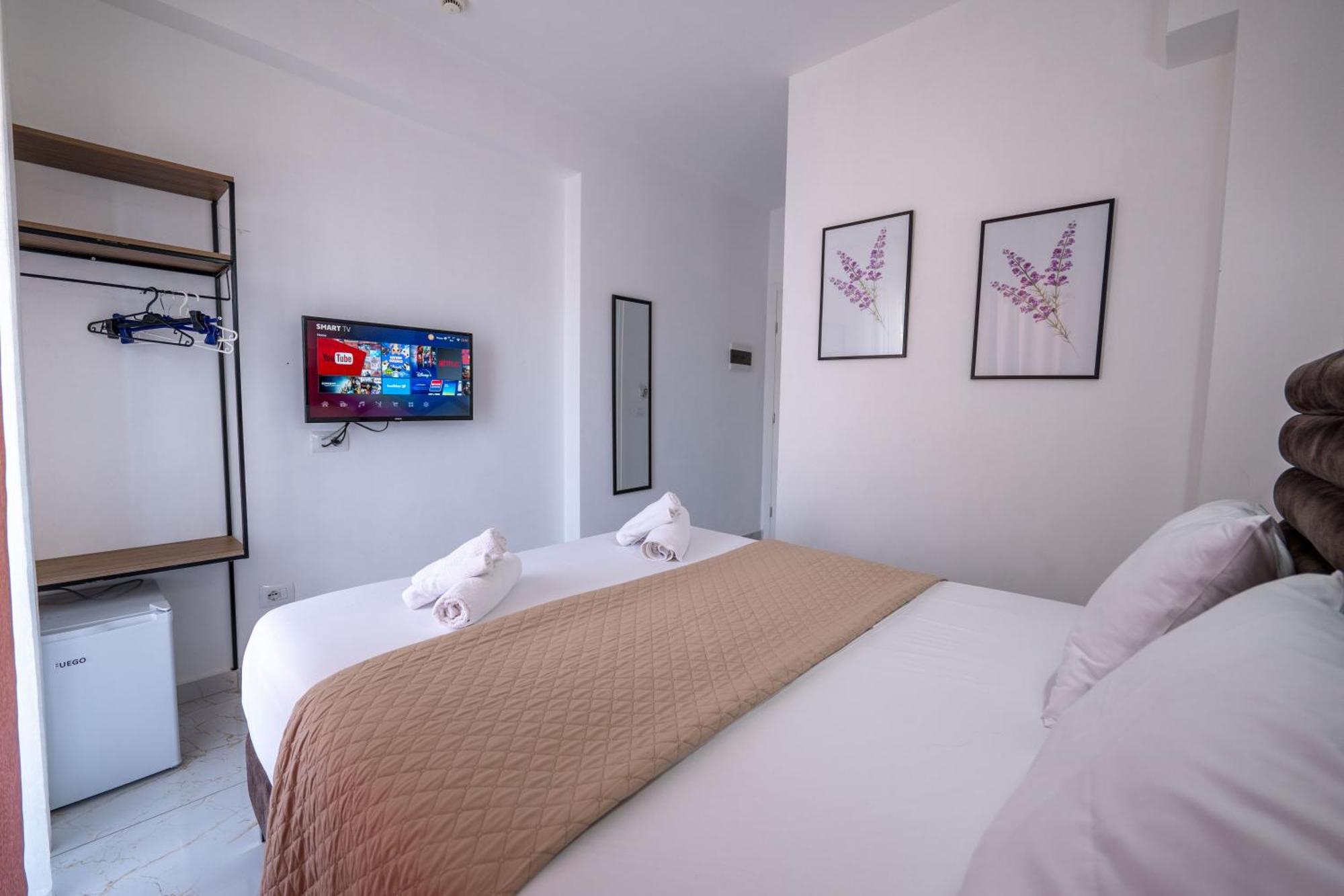 Hotel Elite Саранда Екстер'єр фото
