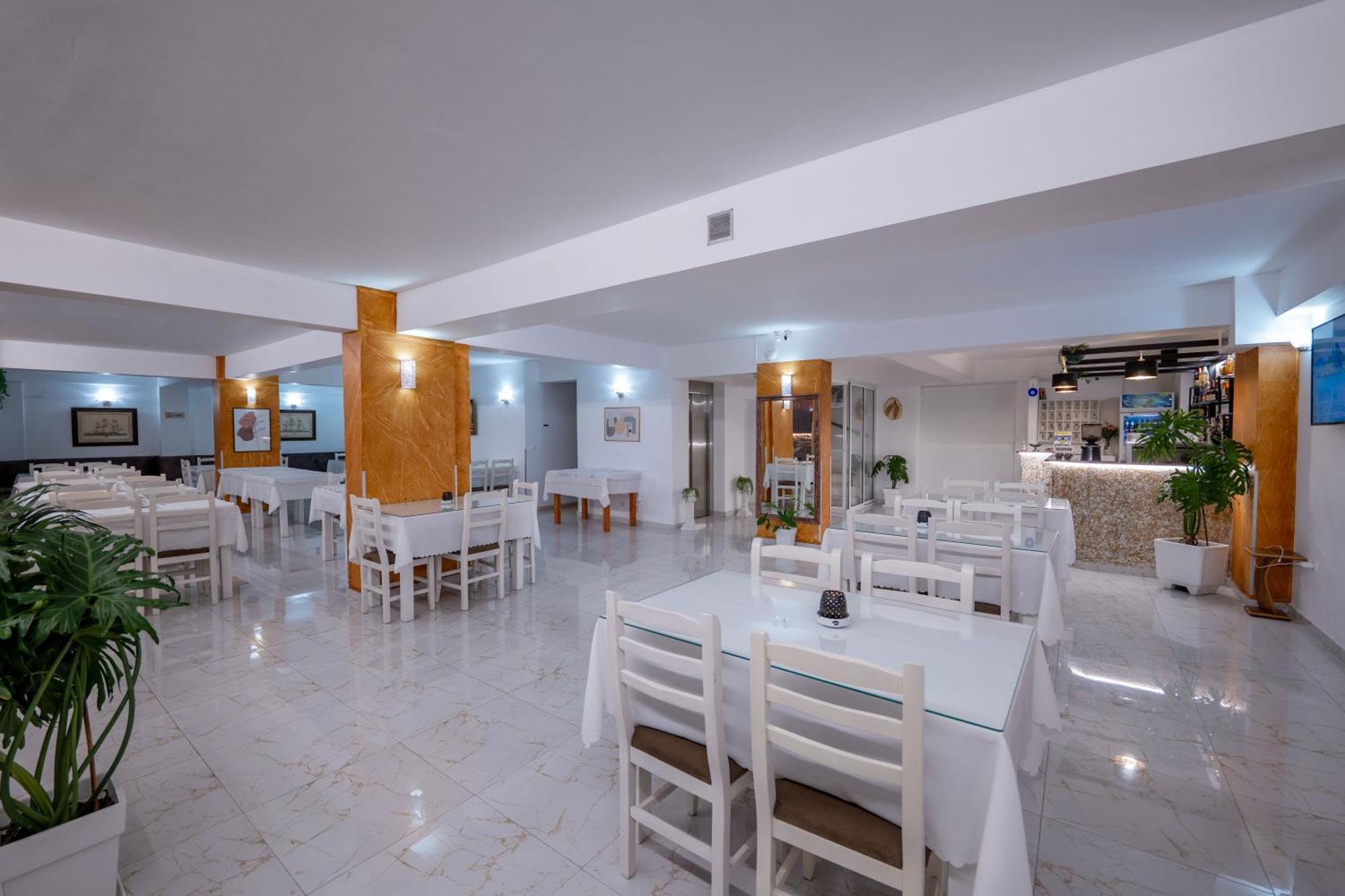 Hotel Elite Саранда Екстер'єр фото